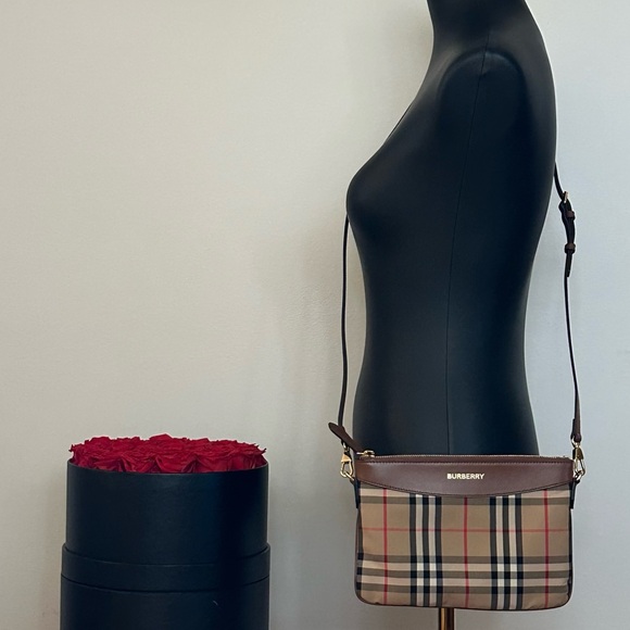 Authentic Burberry Beige and Black Checkered Shoulder Bag original price $1050.